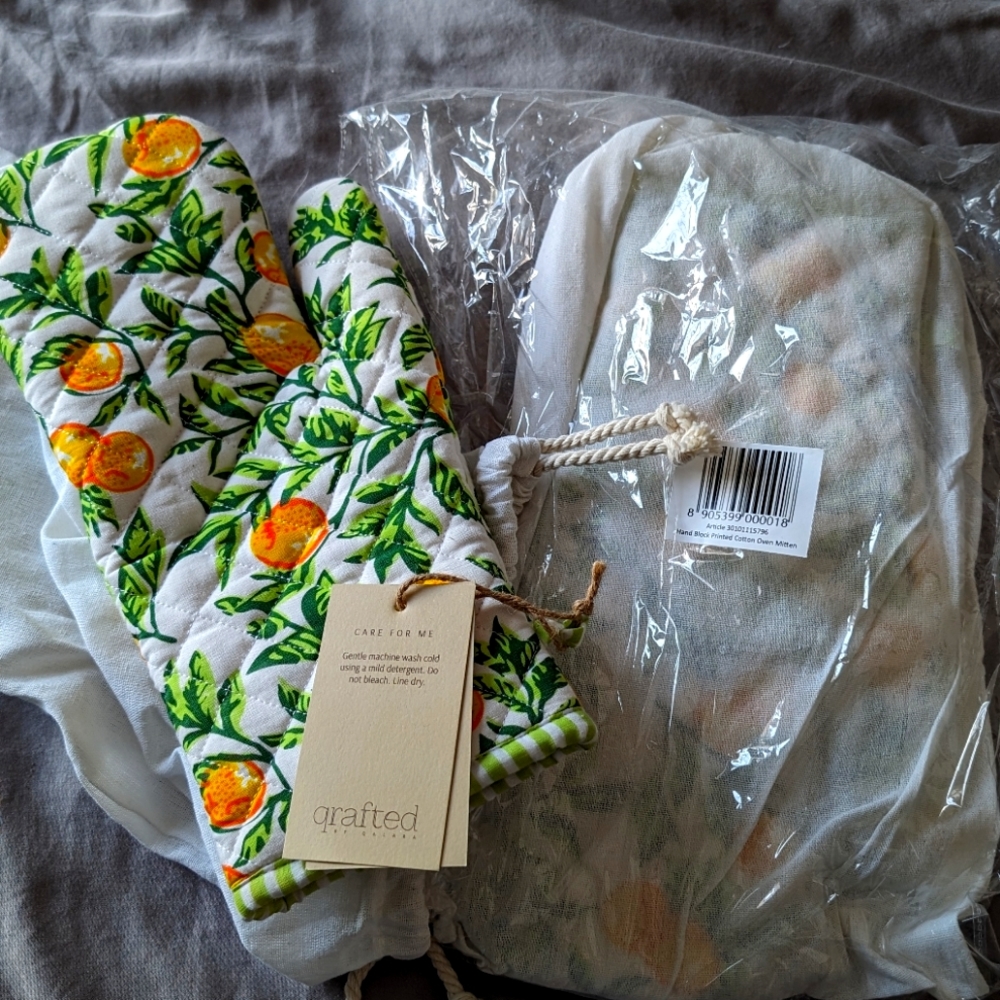 Lemon Oven Mitts